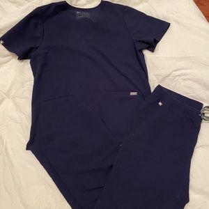 Figs Scrubs • Women • XL •Navy